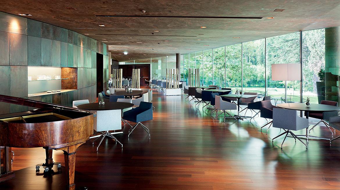 办公椅|现代真皮会议椅|办公火狐官方网站|火狐HUOHU（中国）火狐官方网站|Saari 餐椅/会议椅